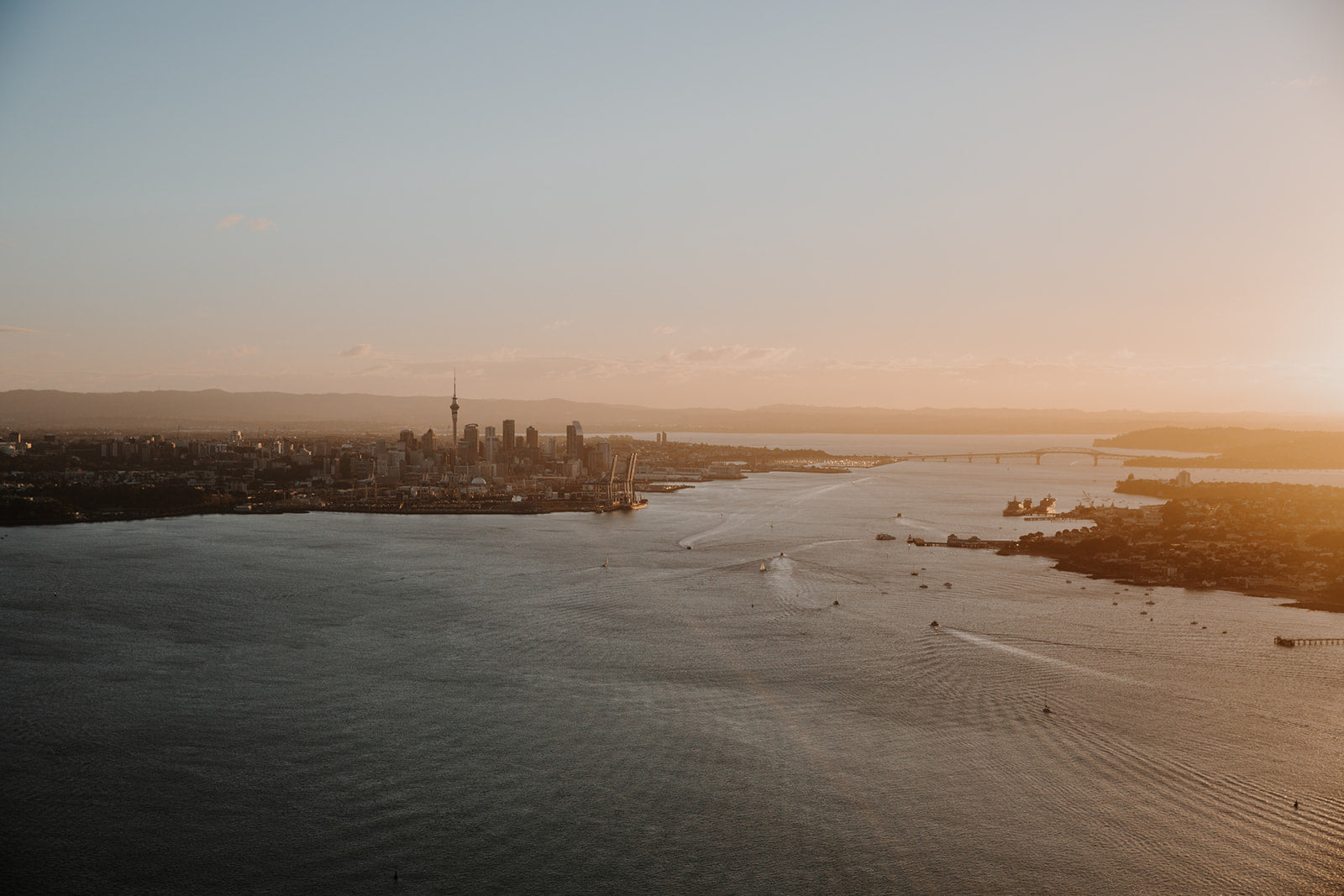 Auckland Discovery Scenic Flight